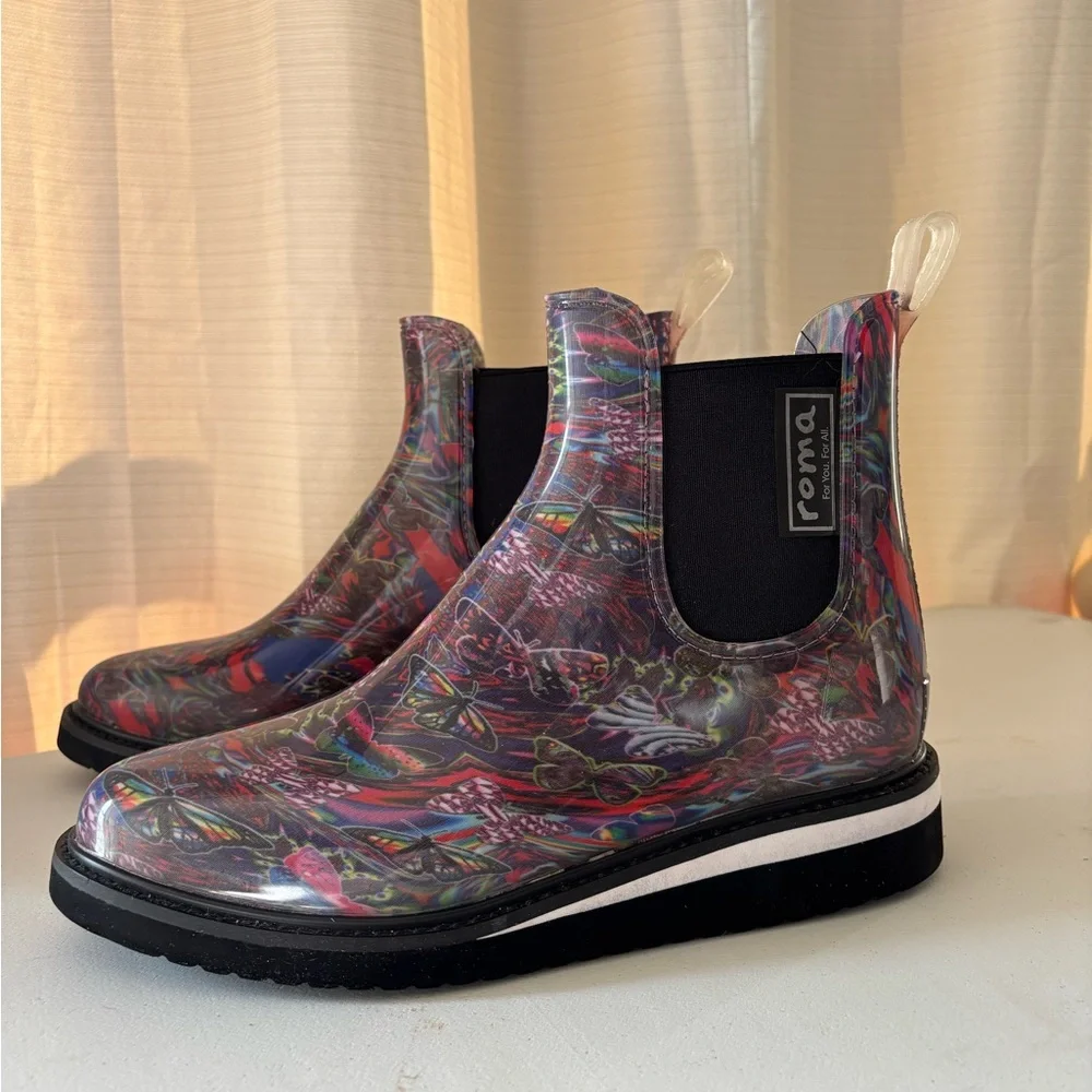 Roma beautiful wearable